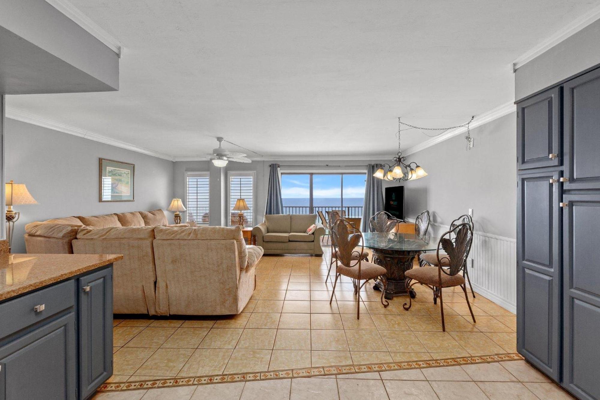 The Summit 1503 Apartment